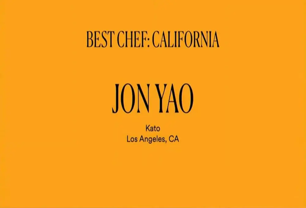詹姆斯·比尔德官方获奖证书：橙色背景顶部黑色大字"BEST CHEF: CALIFORNIA"，中央突出主厨姓名"JON YAO"，底部标注其任职餐厅"Kato"及所在地"Los Angeles, CA"，以简约设计彰显奖项权威性。